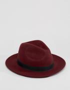 Asos Fedora Hat In Burgundy With Horse Shoe Buckle - Red