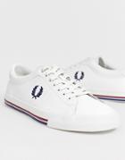 Fred Perry Underpsin Leather Sneakers In Off White - White