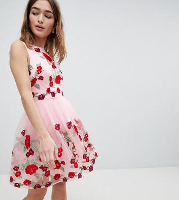 Chi Chi London Petite Prom Dress With Floral Embroidery - Pink