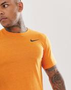 Nike Training Breathe Hyperdry T-shirt In Orange