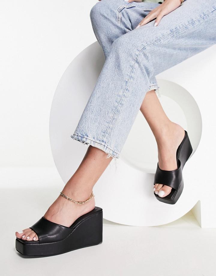 London Rebel 90s Chunky Square Toe Wedges In Black