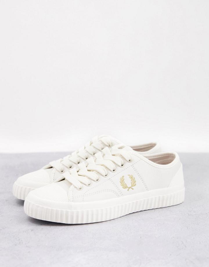 Fred Perry Hughes Low Leather Sneakers In Ecru-neutral