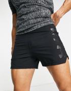 Under Armour Run Speedpocket 5 Shorts In Black