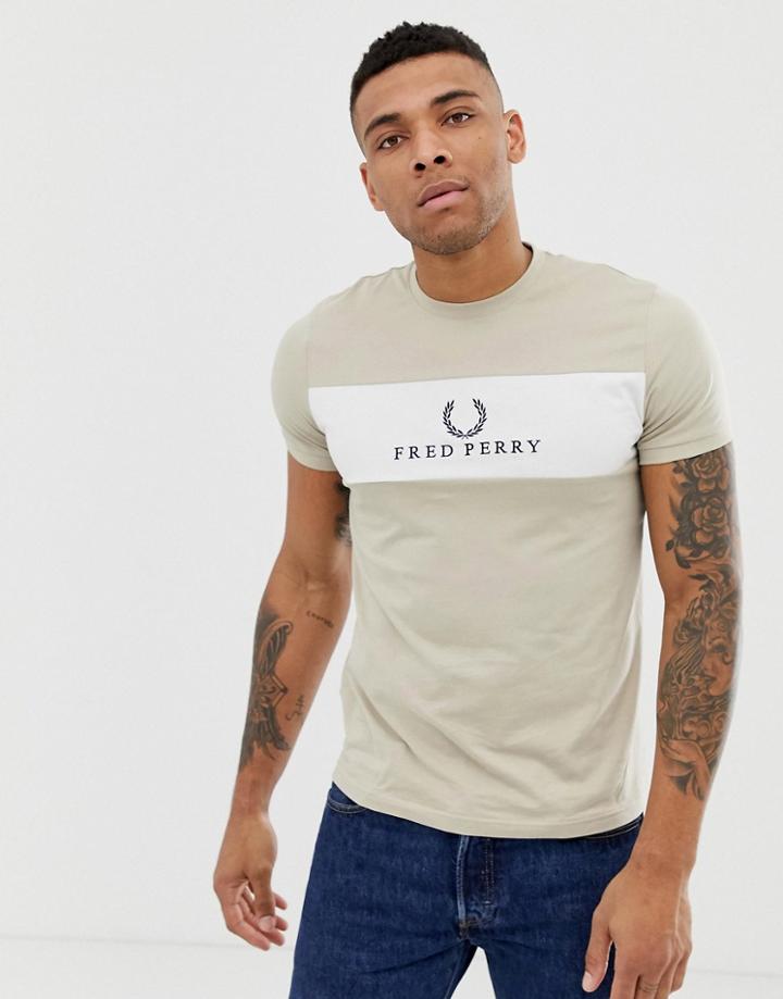 Fred Perry Sports Authentic Embroidered Panel T-shirt In Stone - Stone