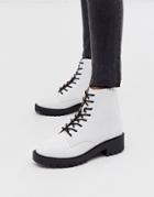 New Look Chunky Flatform Boots In White Croc - White