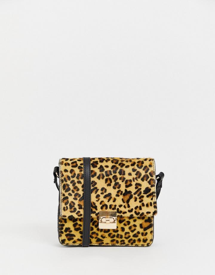 Urbancode Cross Body Bag In Leopard With Chain Strap - Brown