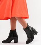 Asos Design Reside Heeled Ankle Chelsea Boots - Black