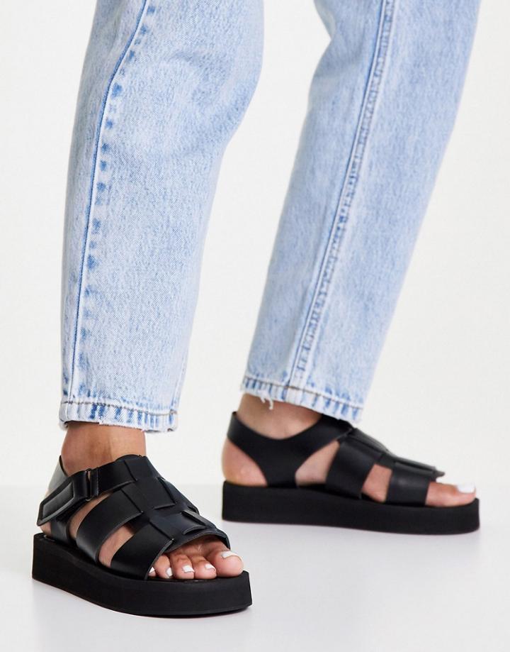 Missguided Chunky Desert Sandals In Black