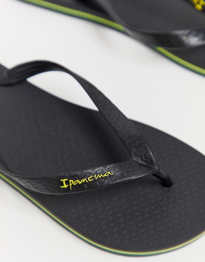 Ipanema Brazil 21 Flip Flop In Black - Black