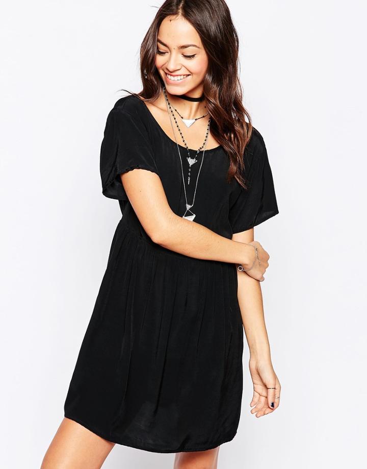 Motel Tiara Dress With Lace Up Detail - Black