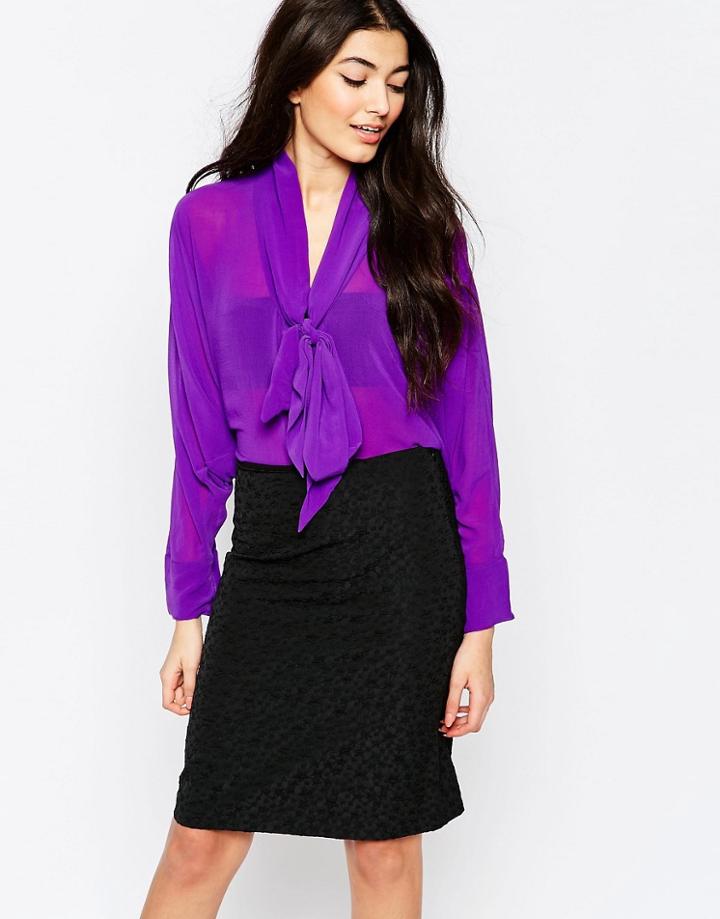 Liquorish Pussybow Shirt With Batwing Sleeves - Purple