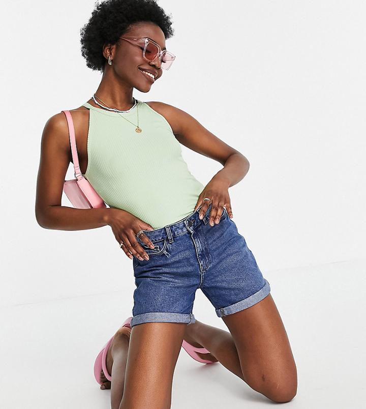 Noisy May Tall Mom Denim Shorts In Medium Blue-blues