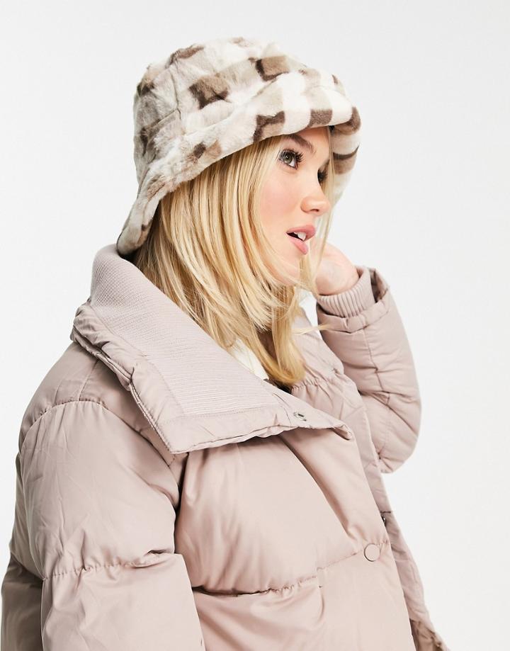 Glamorous Faux Fur Bucket Hat In Brown Check-neutral