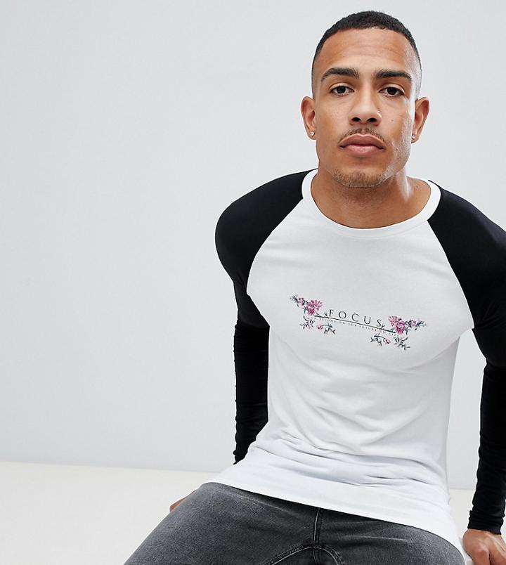 Asos Design Tall Muscle Long Sleeve Raglan With Focus Print - White