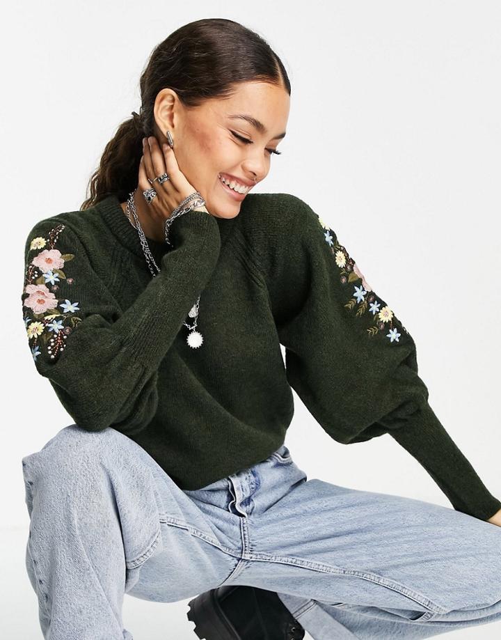 Only Volume Sleeve Embroidered Sweater In Khaki-black