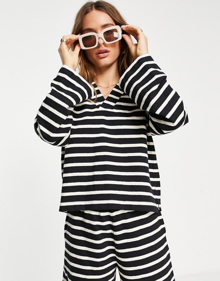 Selected Femme Knitted Top With Dropped Shoulder In Navy Stripe - Part Of A Set