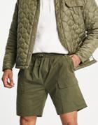 Mennace Cargo Shorts In Khaki-green