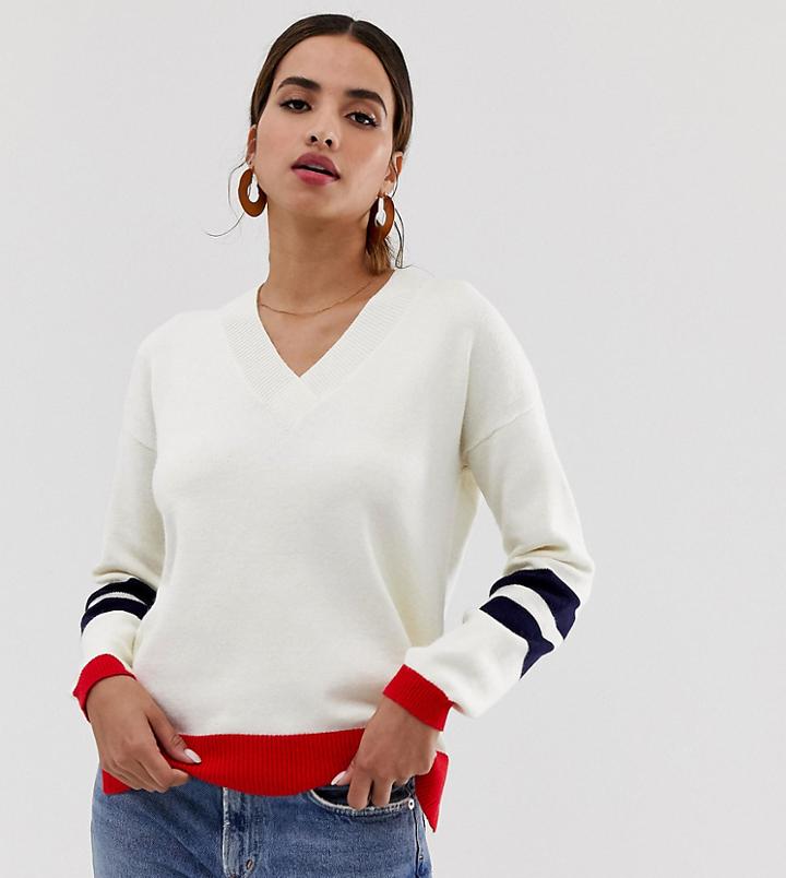 Oasis V Neck Sweater With Contrast Hem In White - White