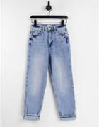 River Island Comfort Mom Sculpt Jeans In Light Auth Blue-blues