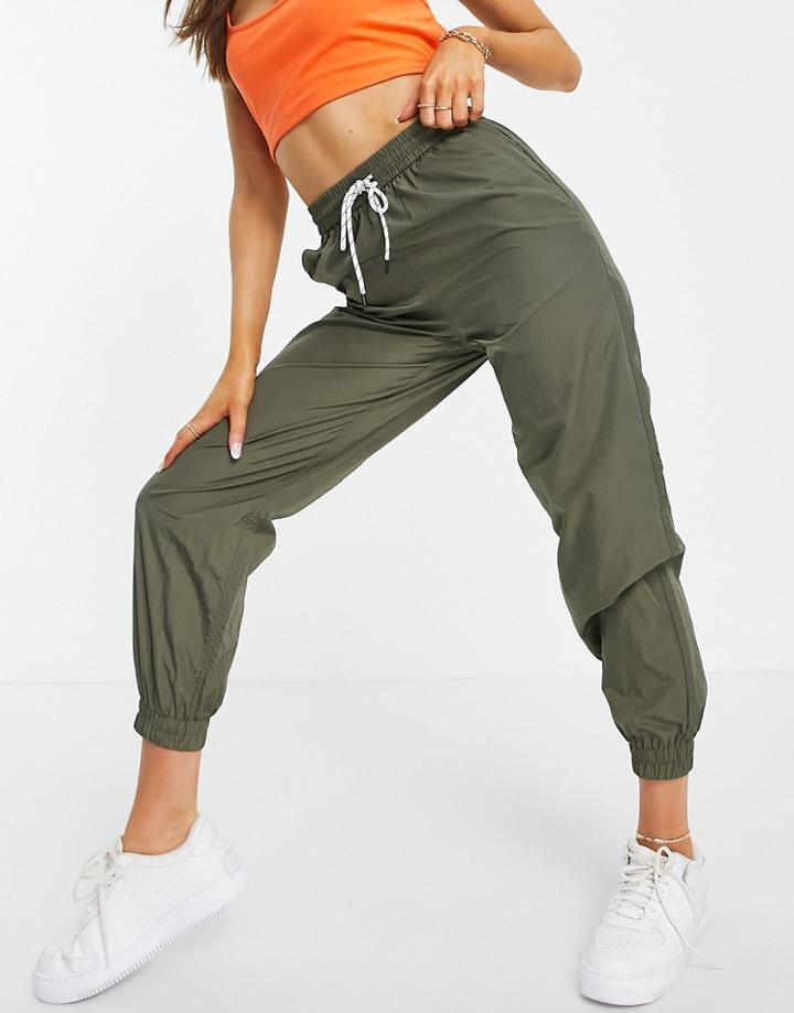 Pieces Sweatpants In Khaki-green