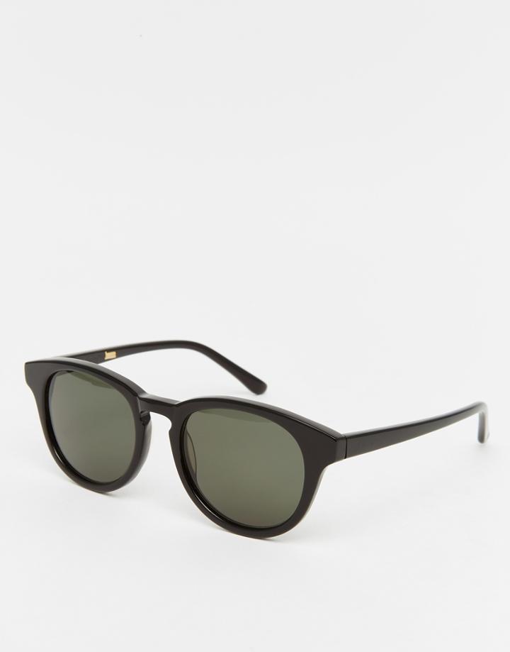Han Kjobenhavn Timeless Round Sunglasses In Black - Black