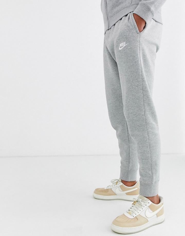 Nike Club Cuffed Sweatpants In Gray