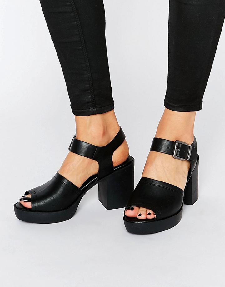 London Rebel Chunky Heeled Sandal - Black