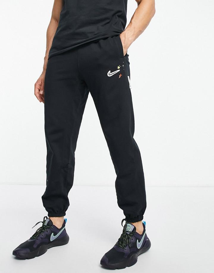 Nike Basketball Splatter Pack Cuffed Sweatpants In Black