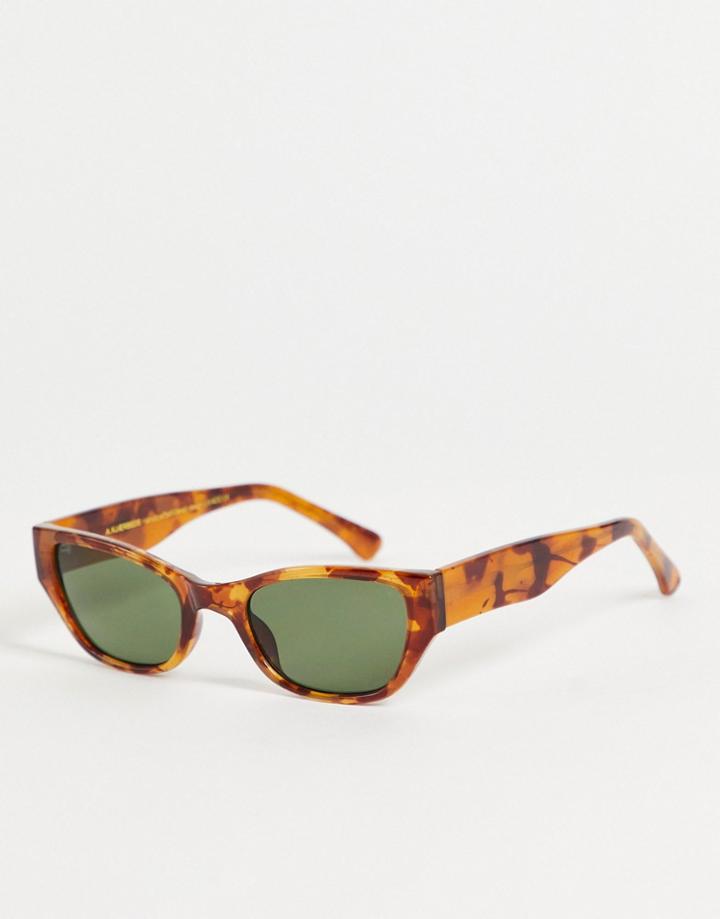 A.kjaerbede Kanye Unisex Cat Eye Sunglasses In Light Brown Tort