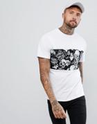 Pull & Bear T-shirt With Skull Chest Print In White - White