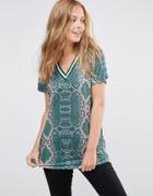 Asos T-shirt In Bright Snake Print With Stripe Tipping In Longline - M