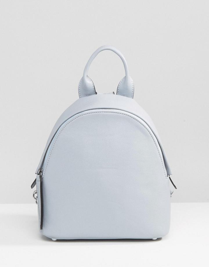 Liquorish Backpack With Chain Straps - Tan