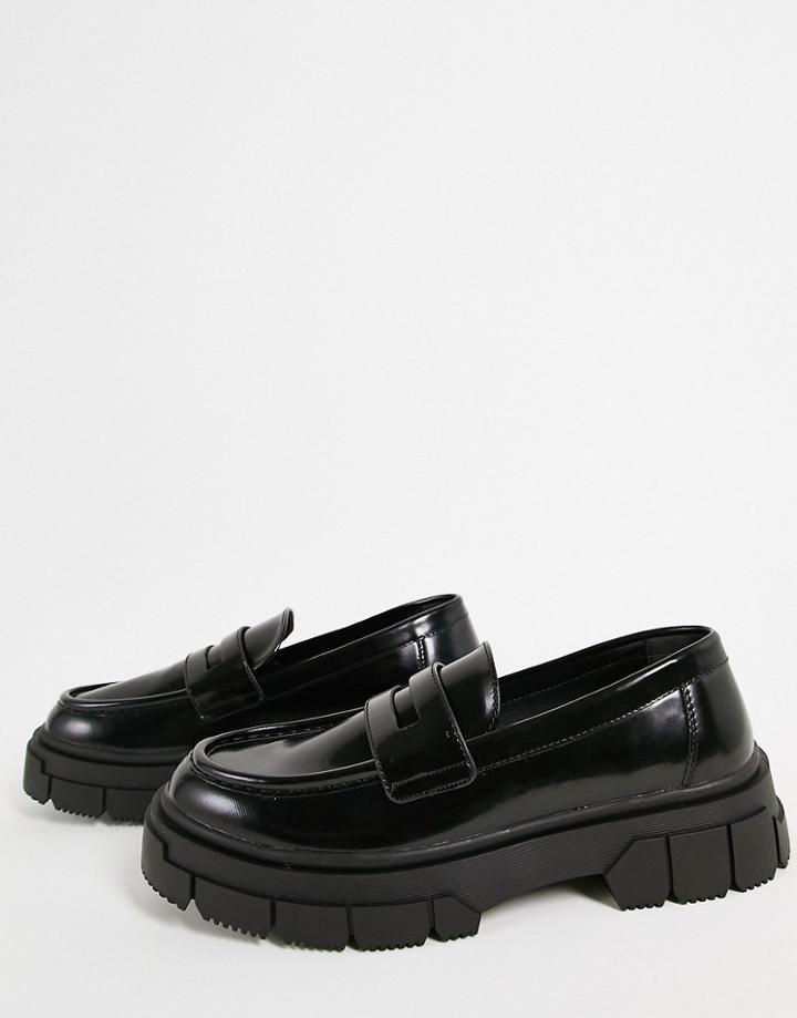 Bershka Chunky Loafer In Black