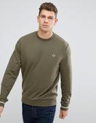 Fred Perry Crew Neck Tipped Cuff Sweat In Green - Green
