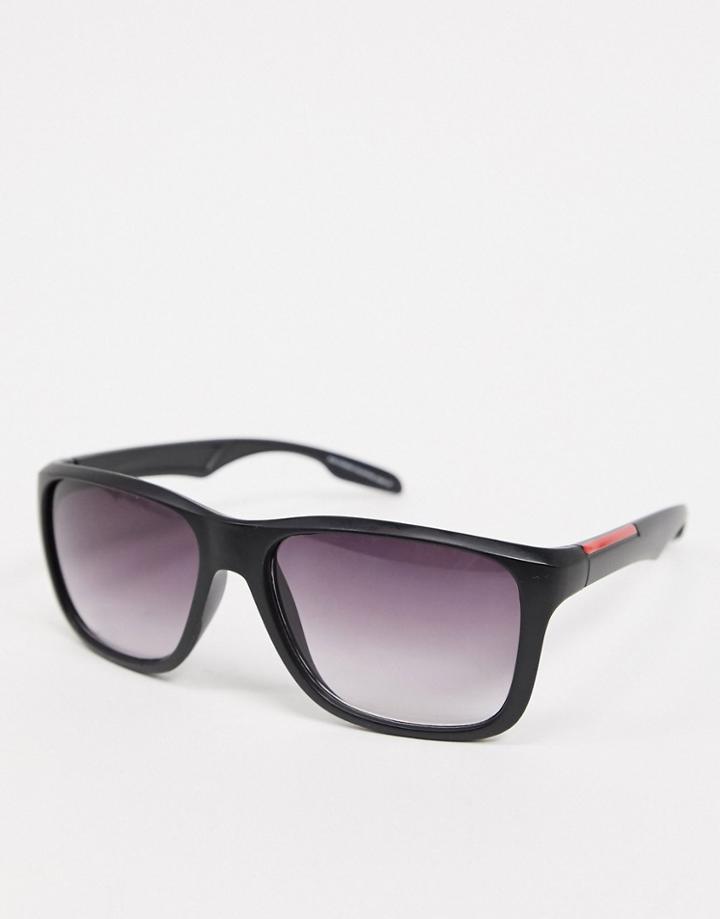 Svnx Square Sunglasses In Black