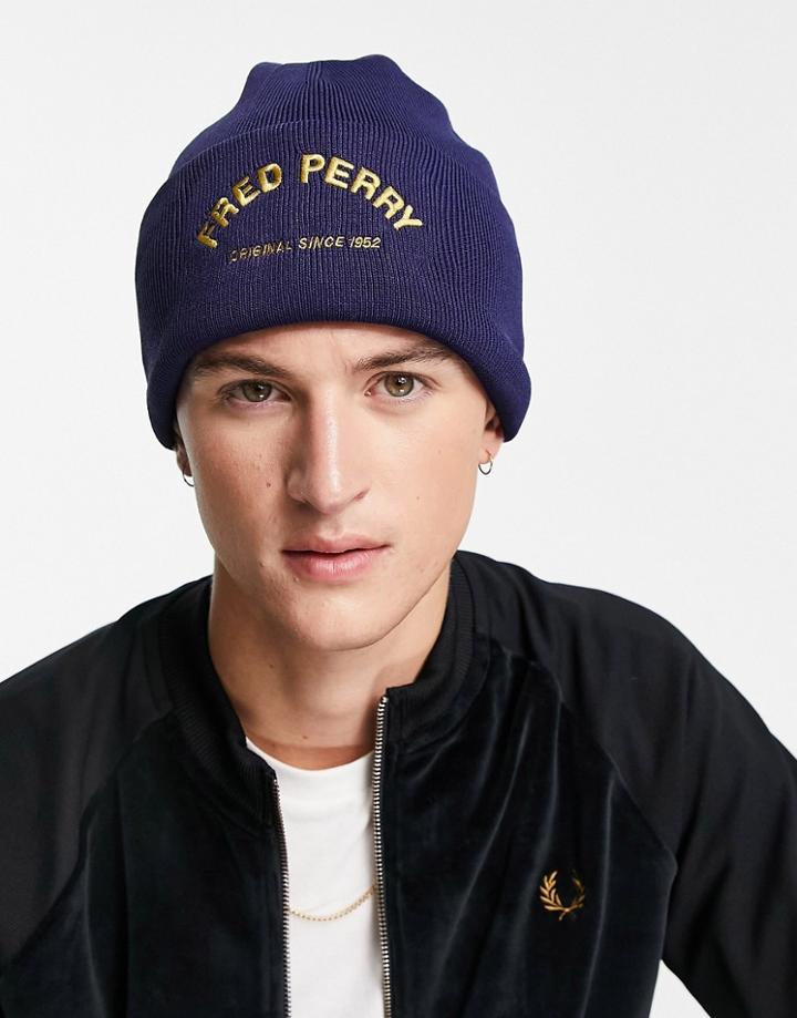 Fred Perry Arch Branded Beanie In Navy
