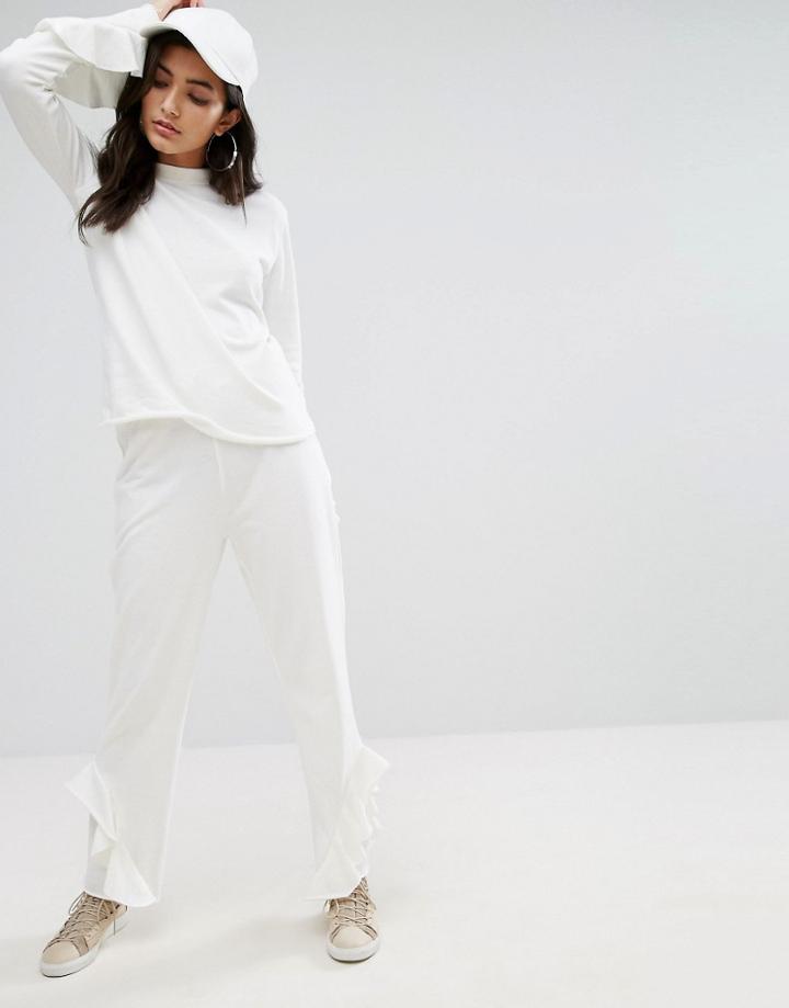 Daisy Street Lightweight Joggers With Ruffle Trim Leg Co-ord - White