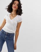 River Island T-shirt With V-neck In White