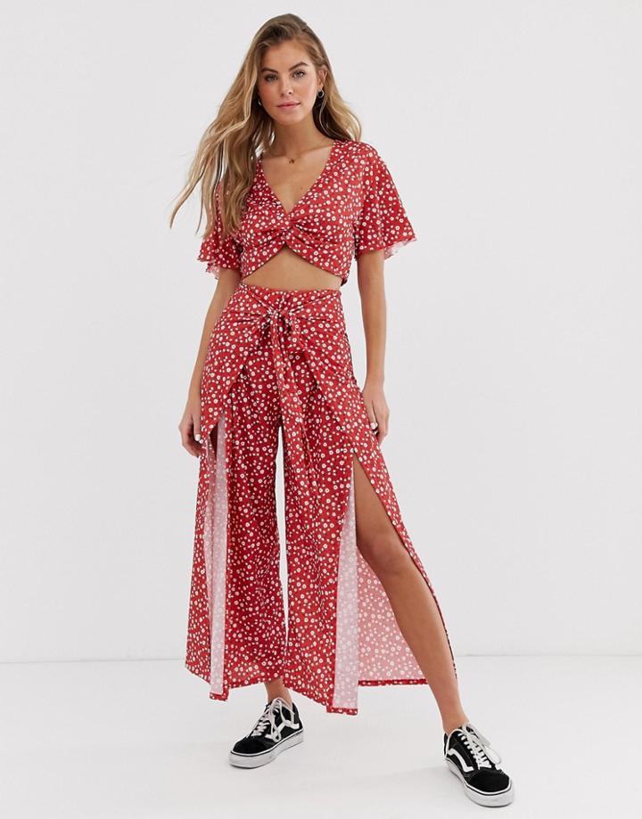 Pull & Bear Pacific Ditsy Floral Crop Pants Two-piece In Red - Red