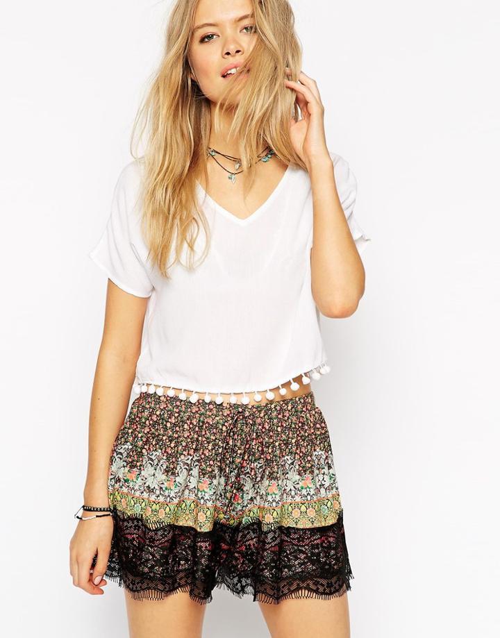 Asos Cropped V Neck T-shirt With Pom Pom Trim Hem - White