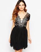 Elise Ryan Skater Dress With Plunge Scallop Lace Bodice - Black
