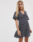 Influence Tea Dress With Tie In Splodge Print - Navy