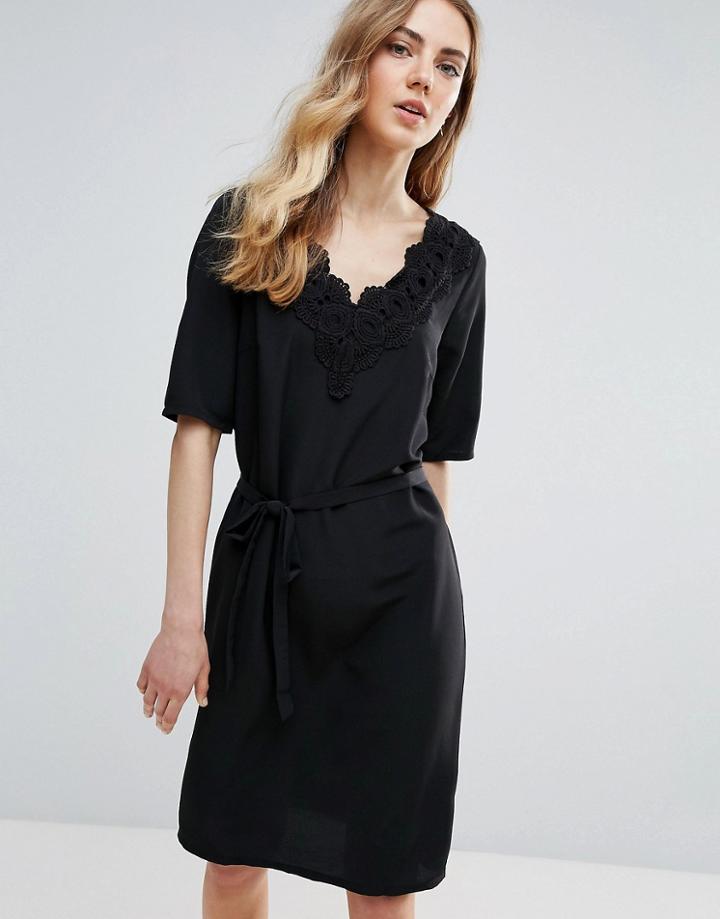 Ichi Lace Trim Shift Dress - Black