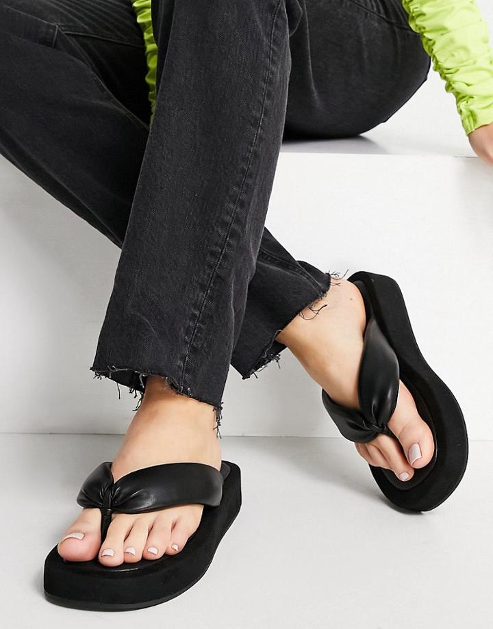 Stradivarius Padded Flatform Sandal In Black