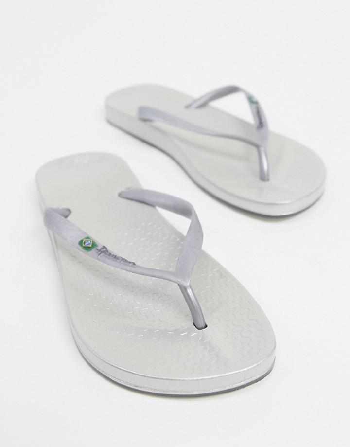 Ipanema Anatomic Flip-flops In Silver