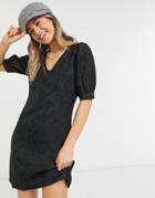 Pieces Mini Dress With V Neck And Puff Sleeves In Black