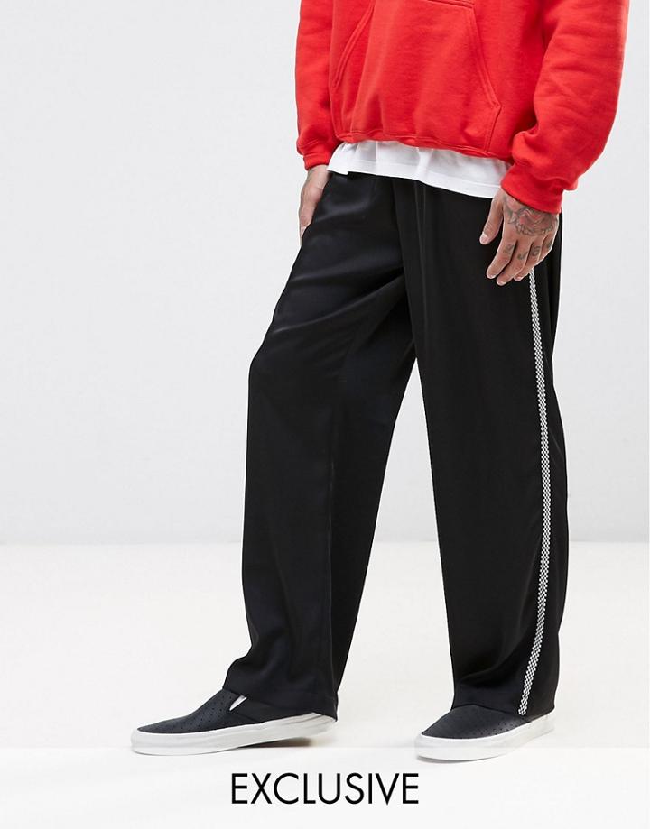 Reclaimed Vintage Inspired Joggers In Black With Taping - Black