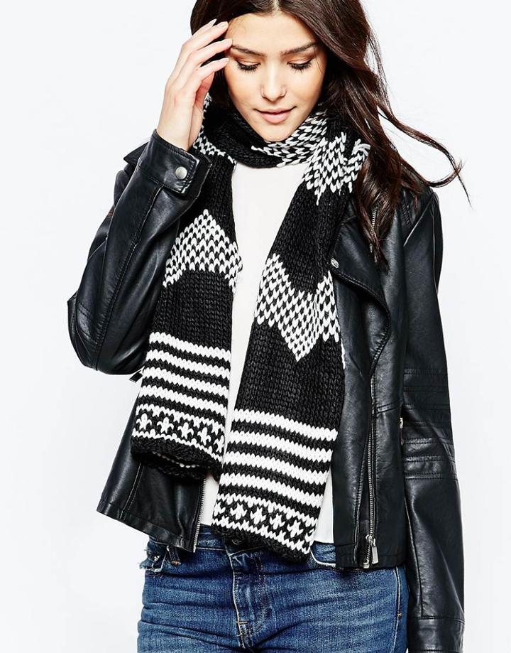 Echo Highland Knit Scarf - Black