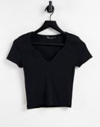 I Saw It First Basic Cotton Crop Top With Front Notch In Black