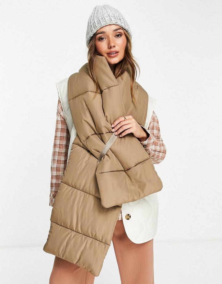 Urbancode Padded Scarf In Camel-black